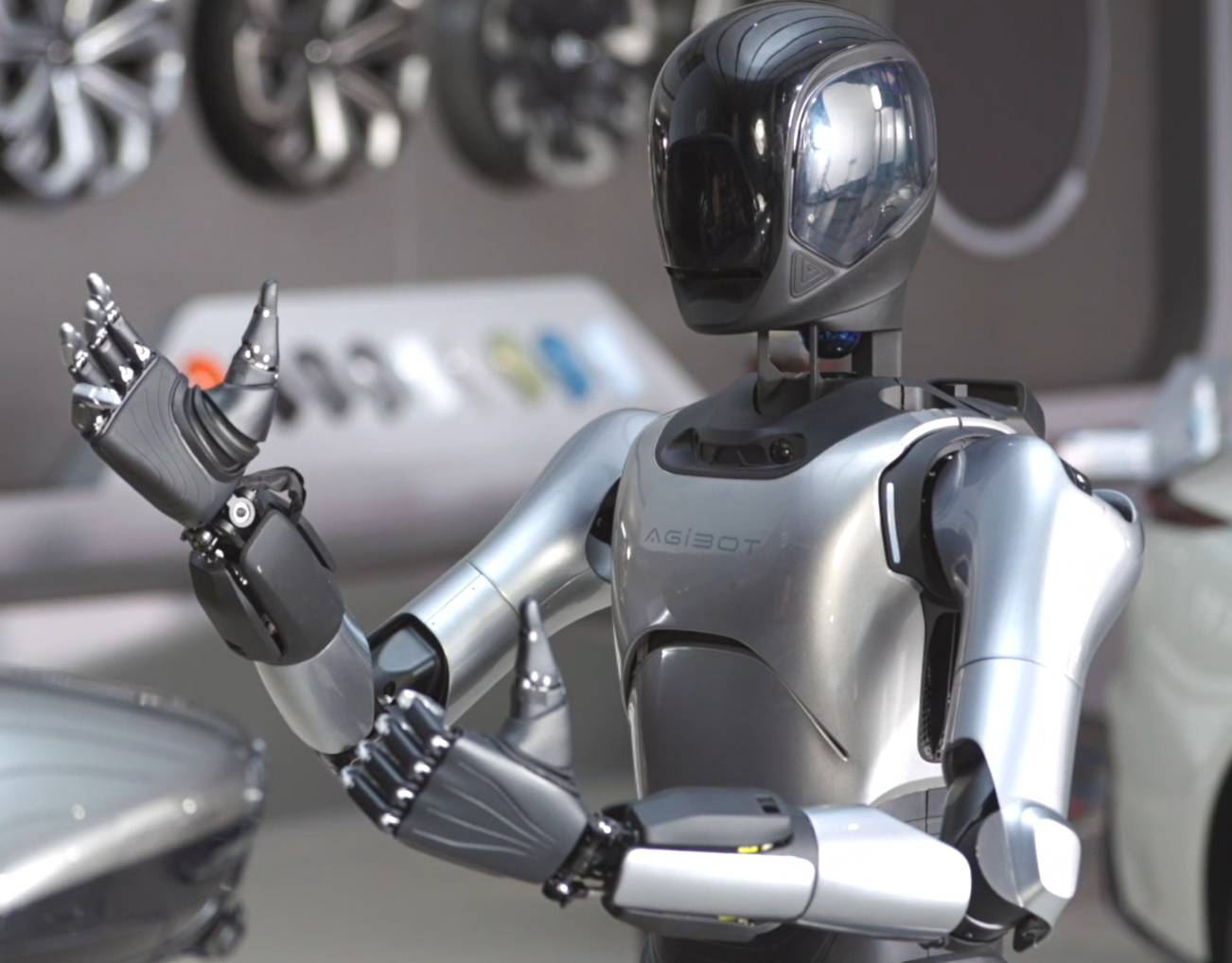 型号齐全，智元发布全系列灵巧手，挑战高自由度